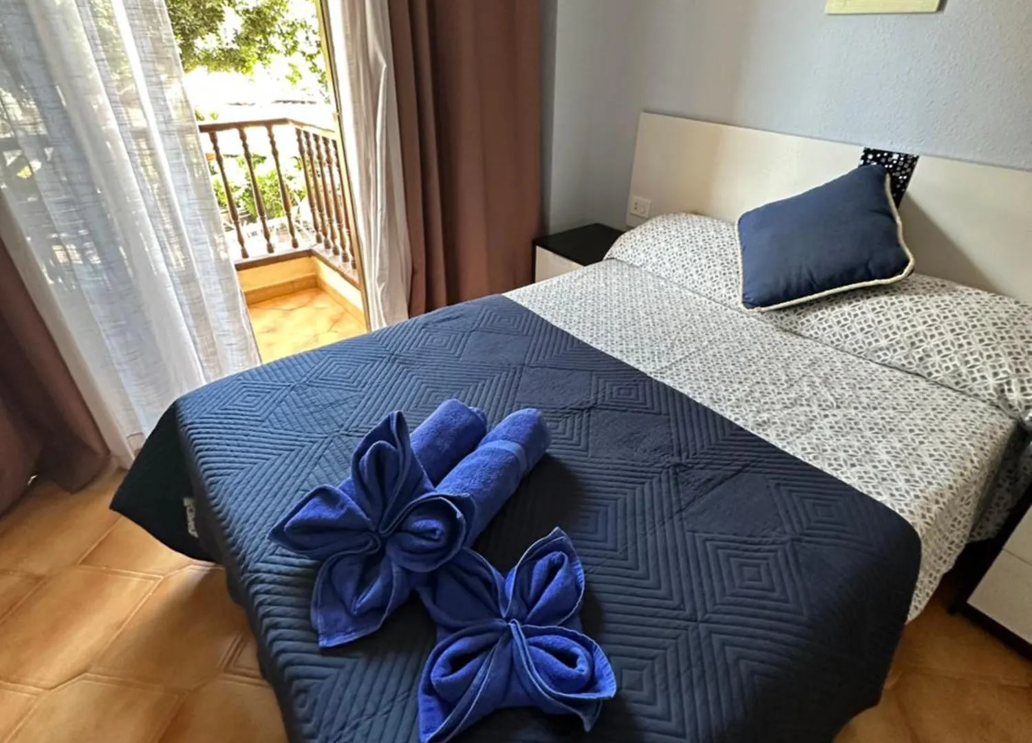 Apartment Tenerife Beach Front & Sea View Los Cristianos
